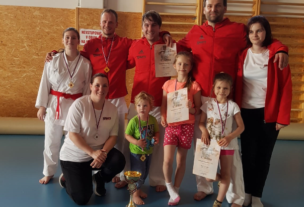 2. kolo Národního poháru dorostu, juniorů, U21 a seniorů 2. kolo České ligy karate kumite tým_1.6.2019
